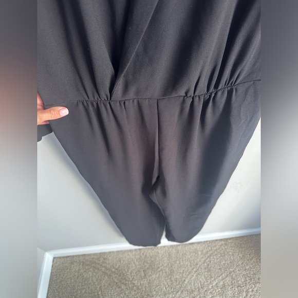J. Crew 365 fabric faux wrap 3/5 sleeve black jumpsuit size 4 - Picture 7 of 8